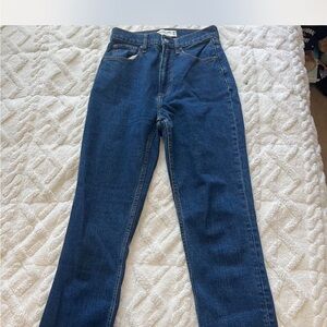 Abercrombie & Fitch The Ankle Straight Ultra High Rise Jean 25 Long Dark Wash